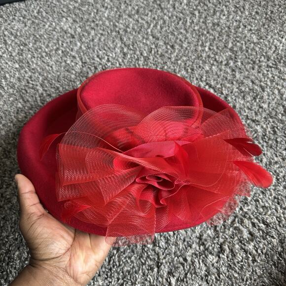 Deborah Fashions Church Derby Fascinator Hat Cap VTG Red Wool Netting Feathers - Picture 5 of 8